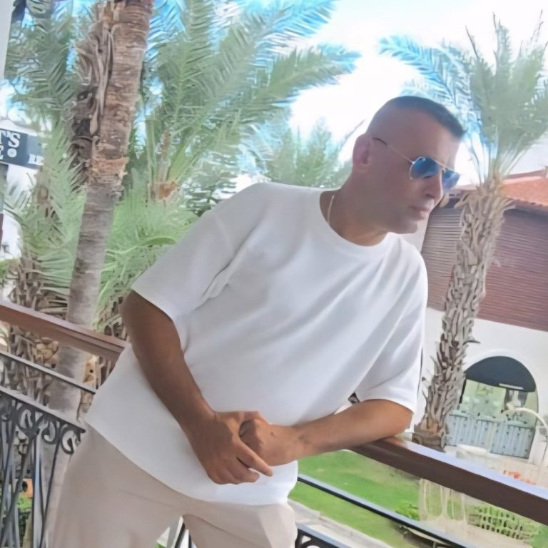 DJ in Ostfriesland gesucht? DJ ARIK ist dein Hochzeits-, Event-, und Club-DJ für Emden, Aurich, Leer und ganz Ostfriesland - jetzt buchen ! DJ in Ostfriesland gesucht? DJ ARIK ist dein Hochzeits-, Event-, und Club-DJ für Emden, Aurich, Leer und ganz Ostfriesland - jetzt buchen !